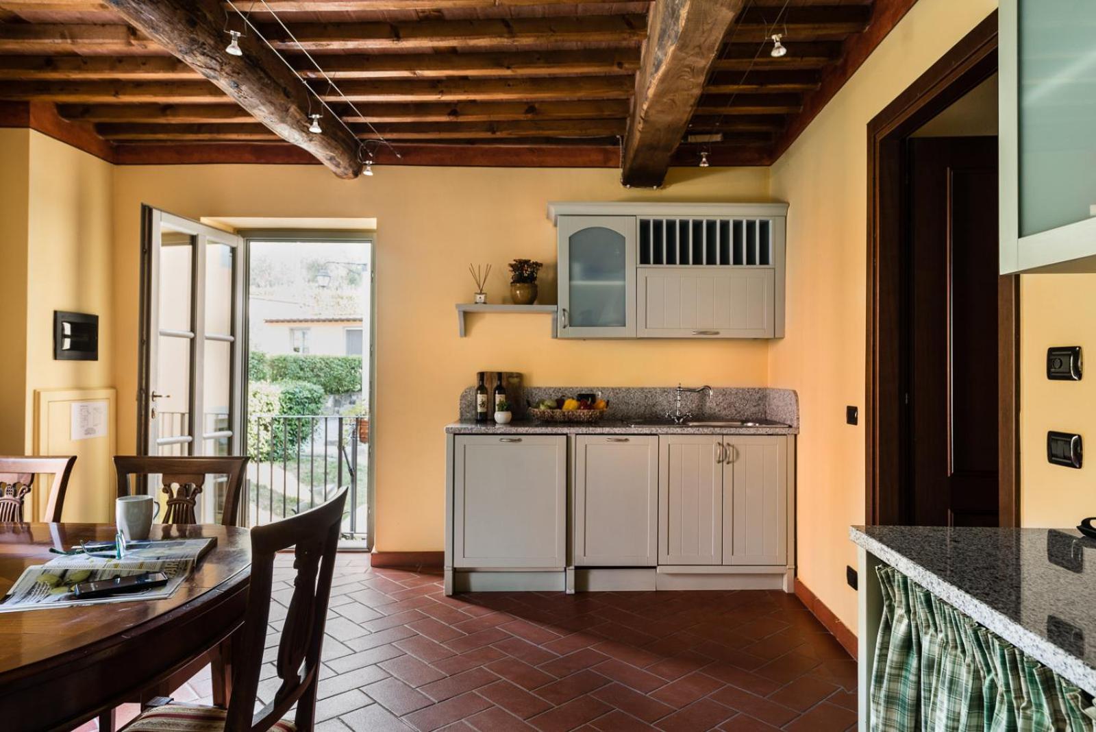 Tenuta Guinigi Antico Borgo Di Matraia - Exclusive Holidays Apartments & Pool Лукка Екстер'єр фото