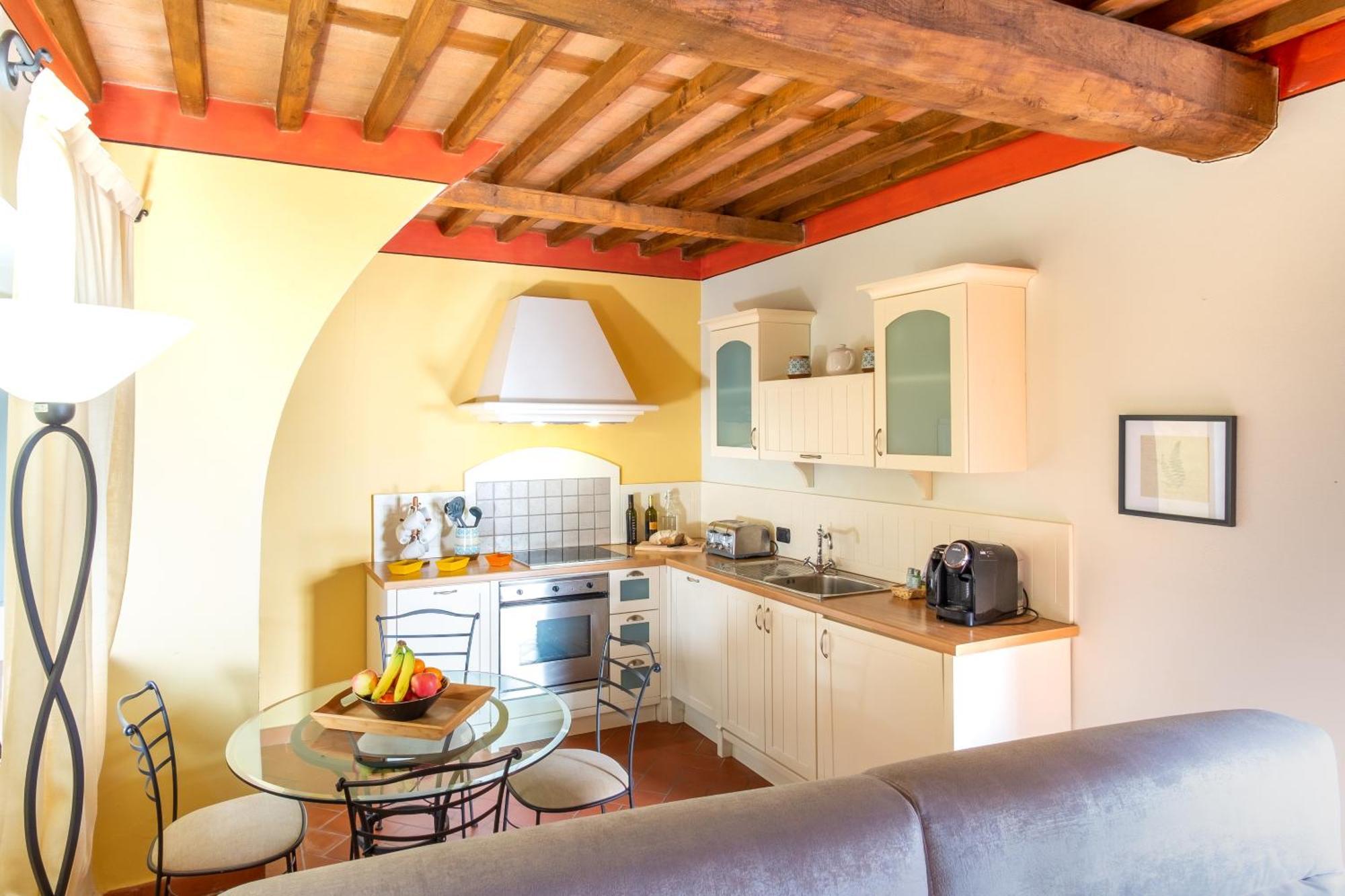 Tenuta Guinigi Antico Borgo Di Matraia - Exclusive Holidays Apartments & Pool Лукка Екстер'єр фото
